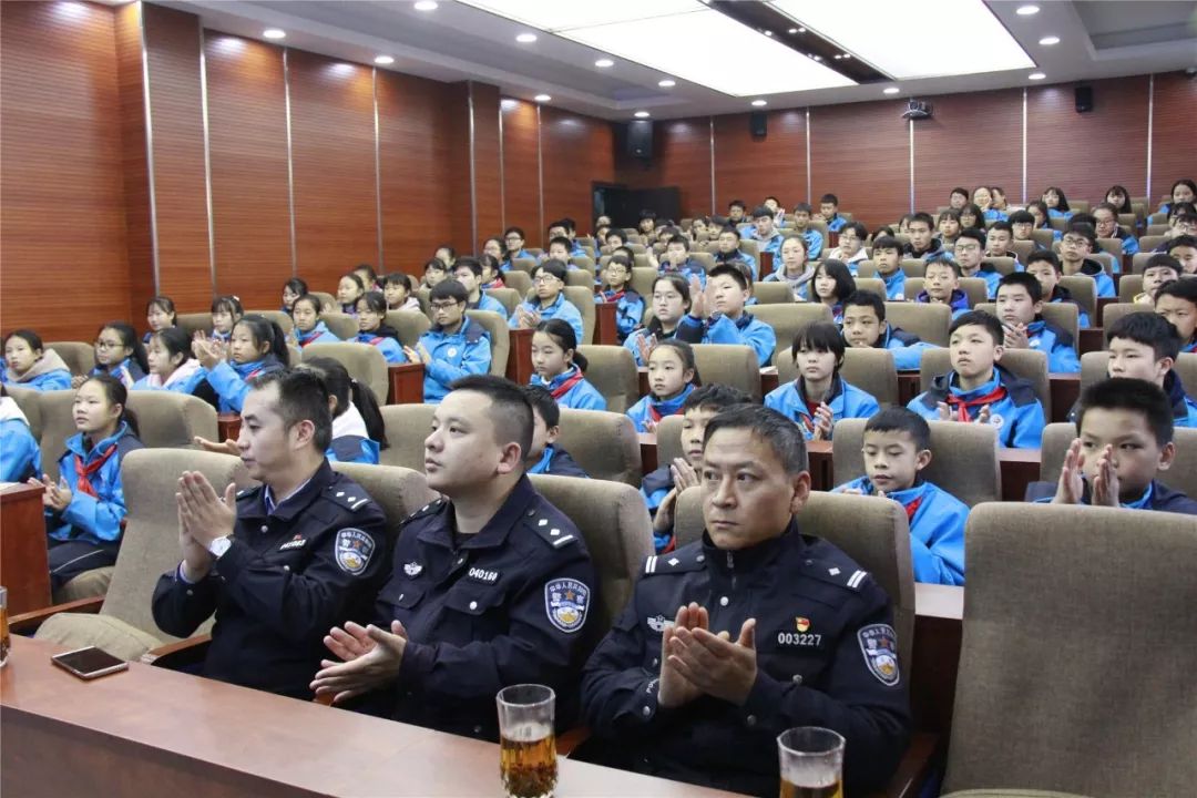 变形金刚三出现的变形金刚,变形金刚全新视频