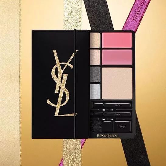 圣诞“妆”点亮平安夜