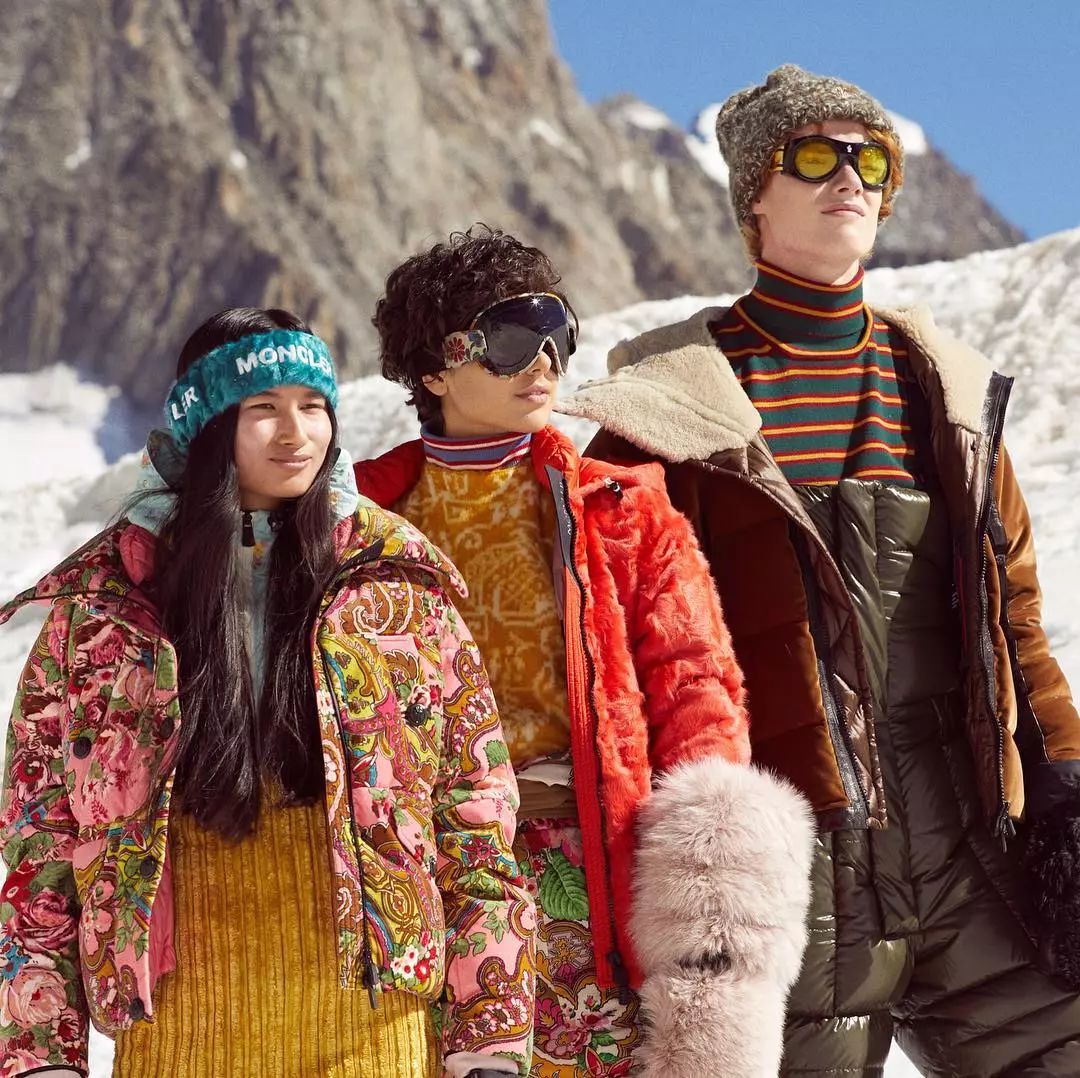 2024款最好看的滑雪服,90年代复古滑雪服