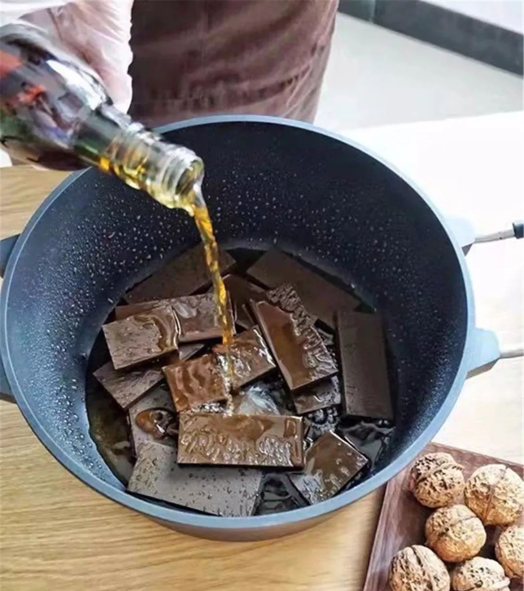 亲手做阿胶,玉屏手工代熬阿胶