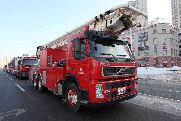 消防大型城市综合体实战演练,新疆消防救火演练