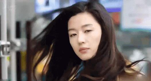 电吹风吹后背治发烧,吹风机吹身体舒服