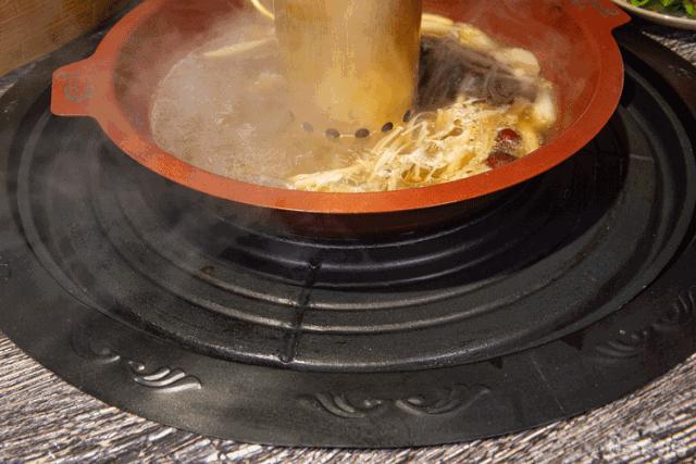 烧烤火锅一体无烟锅,烧烤火锅一体锅美食
