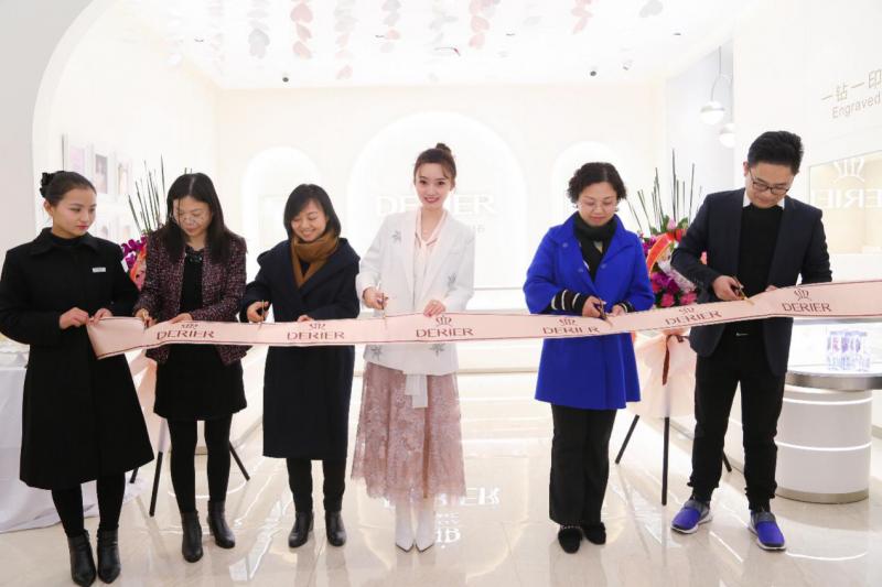 derier蒂爵珠宝直播,蒂爵30分钻戒