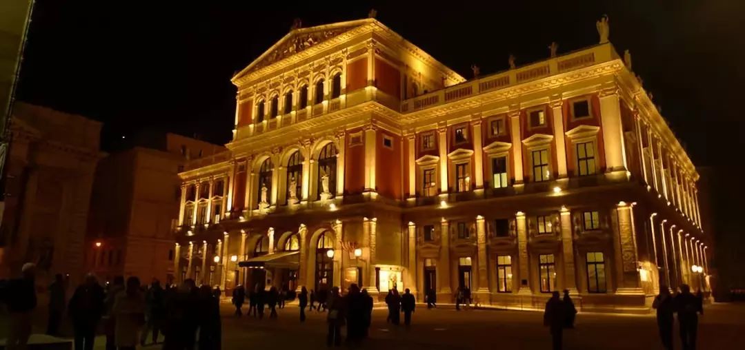 699元欧洲旅游团购,二月份华东五市双飞6日游1680元