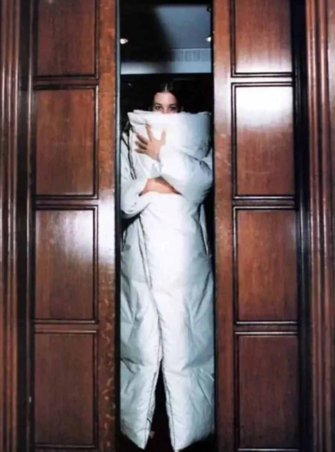 看完这篇别再说羽绒服不时髦,造型示范