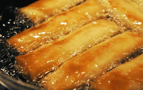 知乎票选“为了吃也要去一次的城市NO.1”