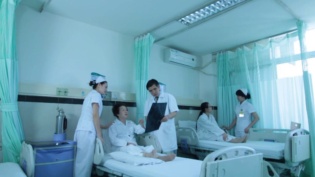 痛风早期的病理改变,痛风发作前吃什么药控制