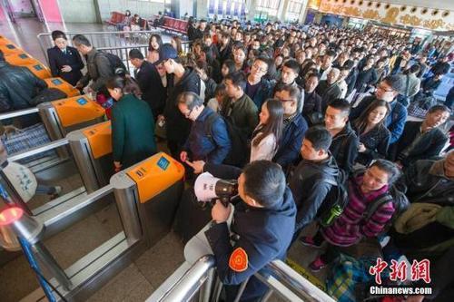 2019春运火车候补购票,一图读懂春运火车票购票新规则