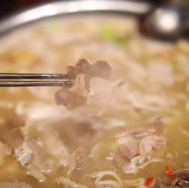 在成都一天三顿都吃火锅,成都吃羊肉汤的地方