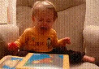 “为了报复女友送我假AJ，我给她准备了一盒大蟑螂”