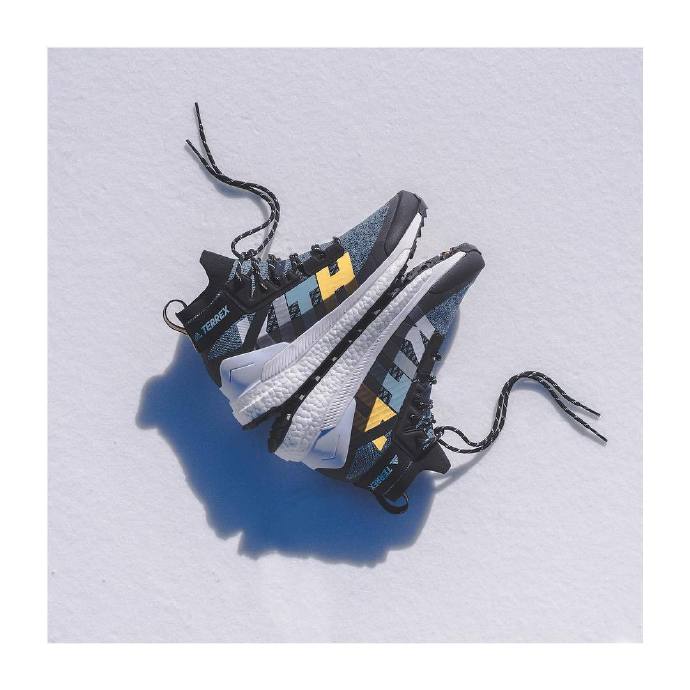 kithadidas短袖,kith联名adidas脚感