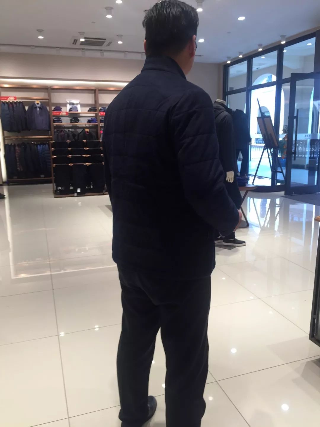 闺蜜刚回国晒朋友圈,气炸闺蜜视频