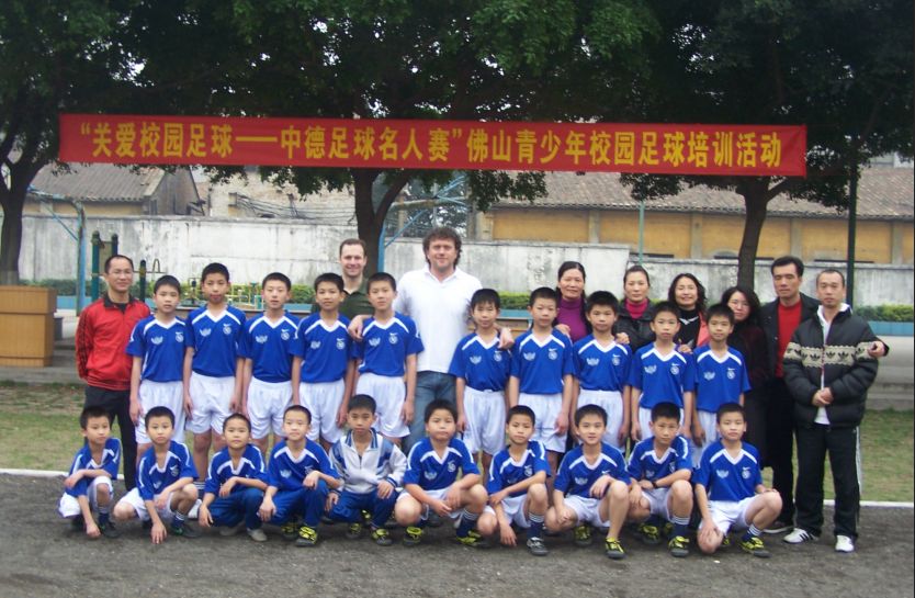 这可能是叠滘踢足球最犀利的小学！95岁“高龄”，宝刀未老！