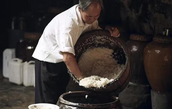 甜酒酿怎样做才能酒劲大,甜酒酿怎么煮好吃又简单