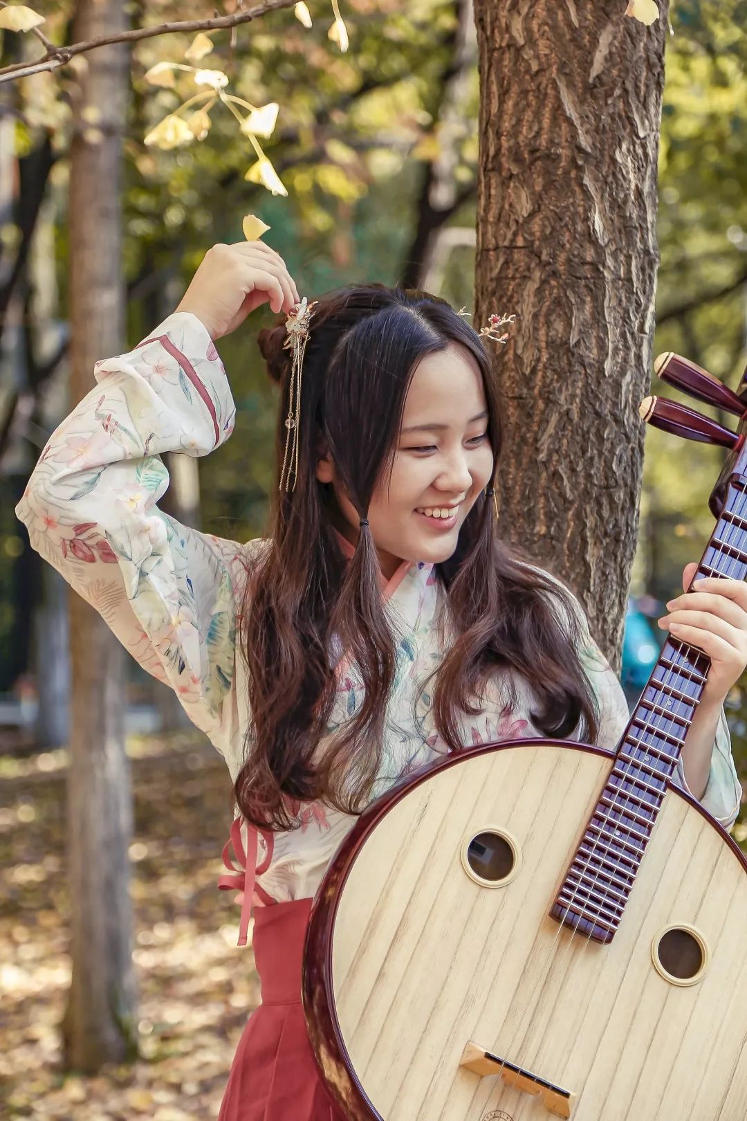 “妈，我在华师看了一场金黄色的雪！”