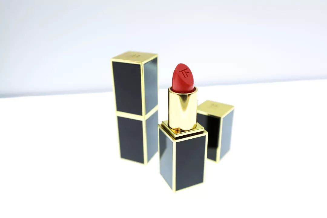 元旦新年就来2751YOLO城市广场，500元友阿购物卡免费送！