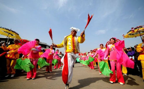 什么是延安精神举例说明,什么是延安精神视频