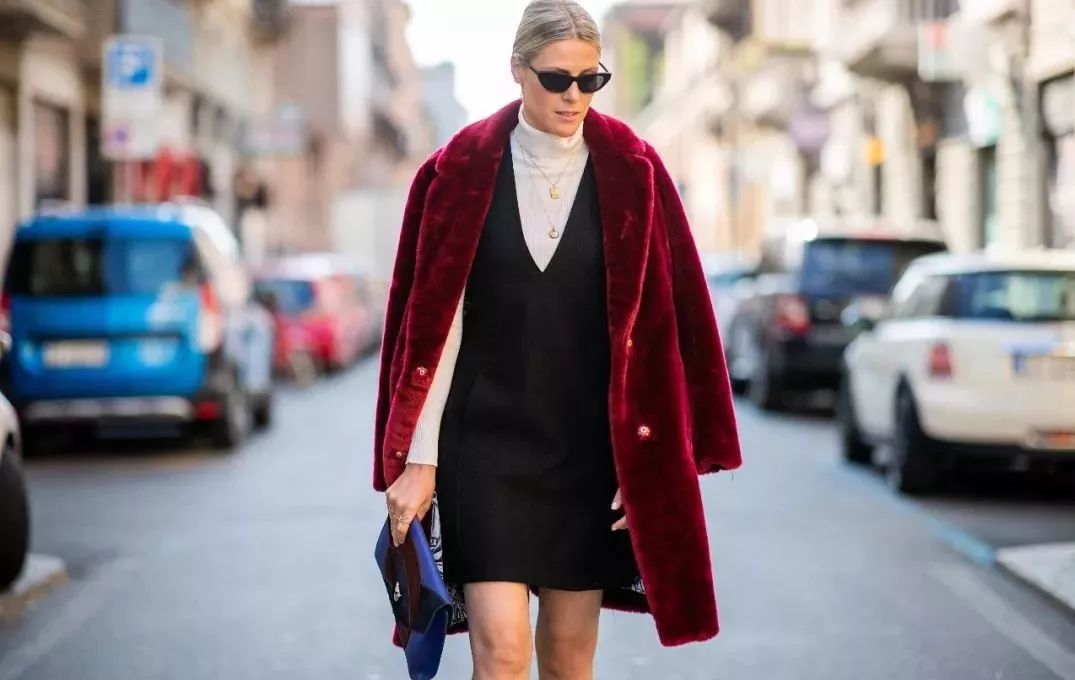 李宇春易烊千玺演绎时代感,易烊千玺穿中国红