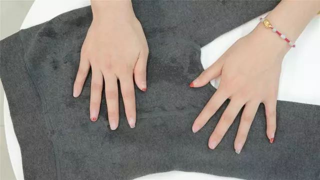 打*裤底**总是起球，抹点最便宜的它，再穿3年都不是问题