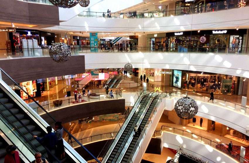 一站承包吃喝玩乐青岛最火爆商场你都打卡了吗