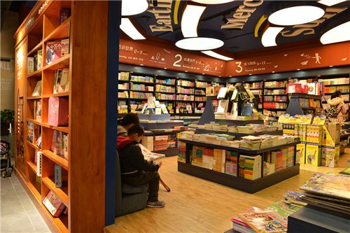 一站承包吃喝玩乐青岛最火爆商场你都打卡了吗