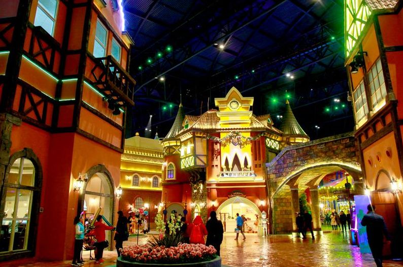 青岛吃喝玩乐的商圈,青岛平价购物广场推荐