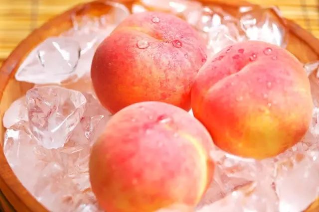 去越南旅游买什么特产带回来,来三亚旅游带点什么特产回家