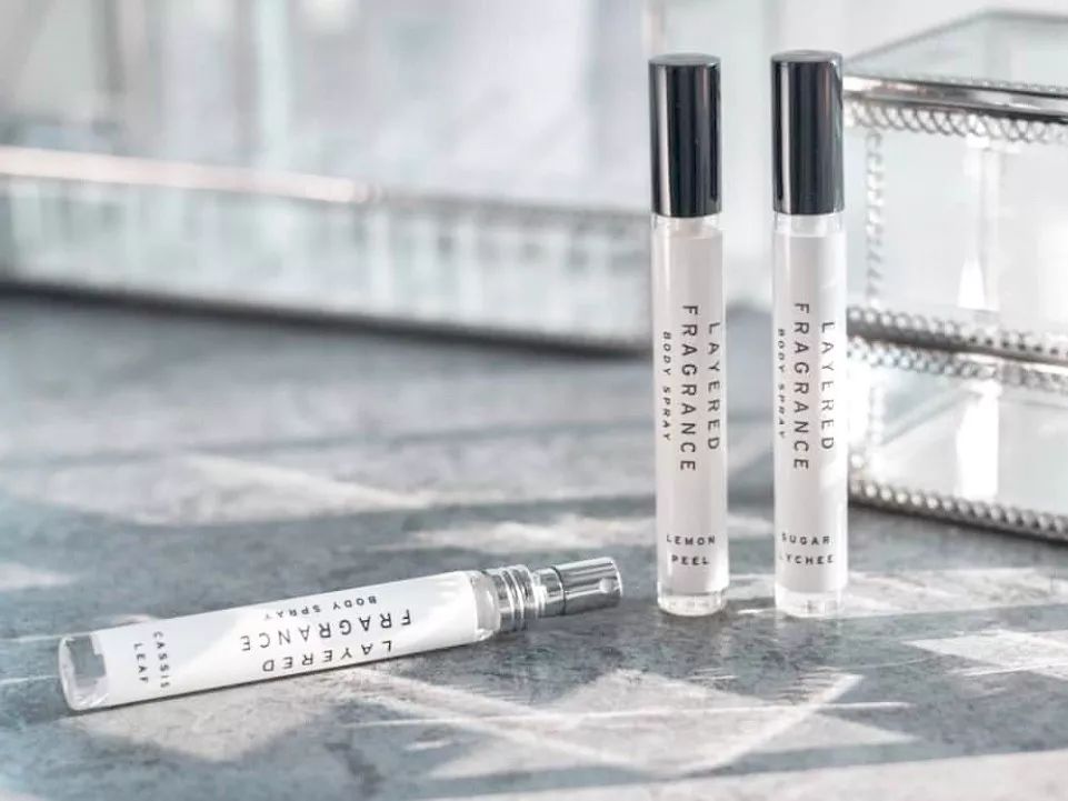 鏃ユ湰濂冲＋棣欐按鎺ㄨ崘钃濊壊鐡跺瓙,鏃ユ湰璇曠棣欐按