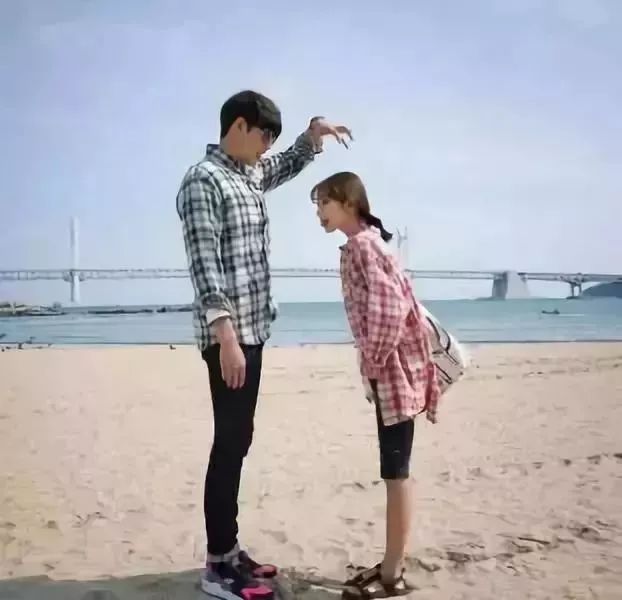 身高差多少算是最萌身高差,最新男女平均身高