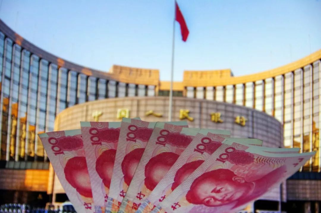 吵炸了：央行炒A股，韭菜还怎么玩？！圈内大佬激烈反对：不到万不得已不能实施！