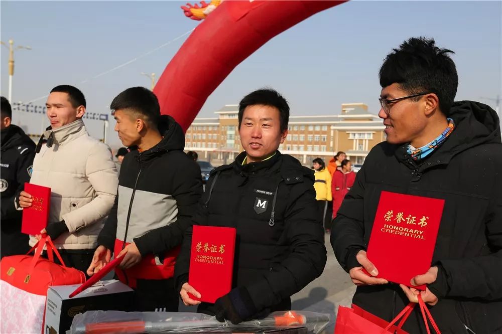 「文体活动」尉犁县举办2019年“迎新春”千人万米冬季长跑比赛