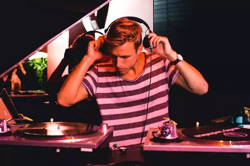 最经典的酒店logo设计,知名酒店logo有哪些