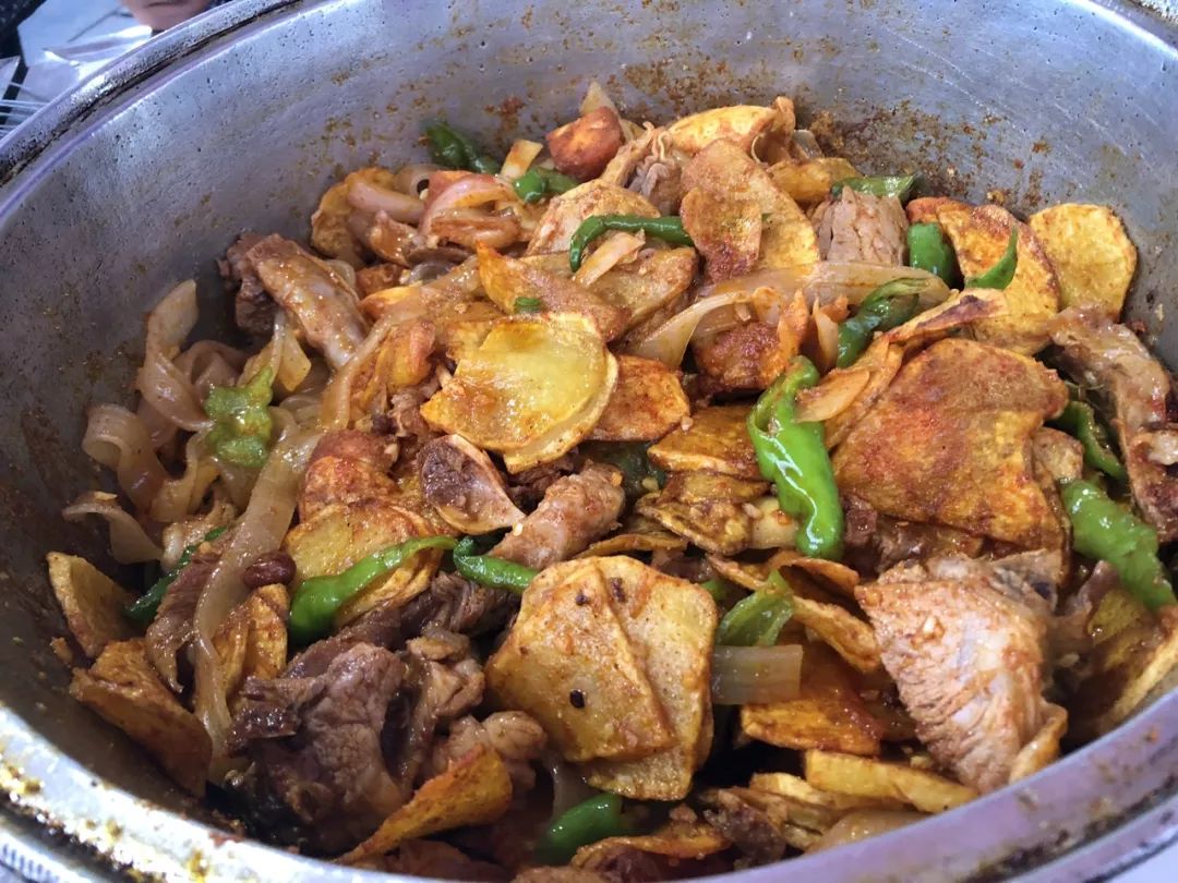 休整后的进击，巍巍昆仑就在眼前……「白龙马3号的青藏线之旅」