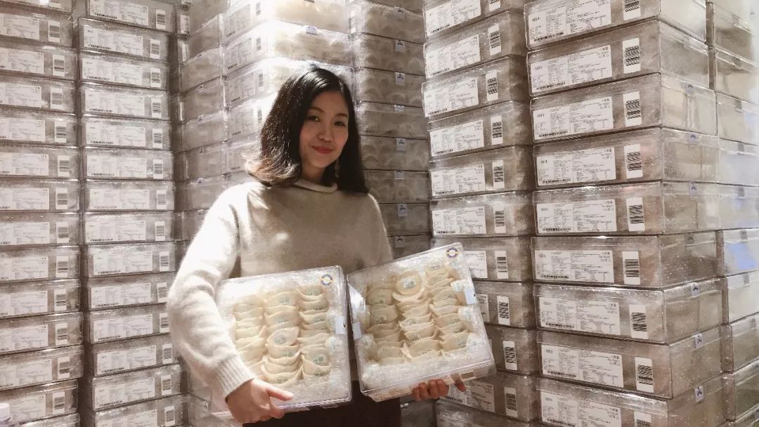 进口燕窝精美礼盒,纯天然瓶装燕窝礼盒