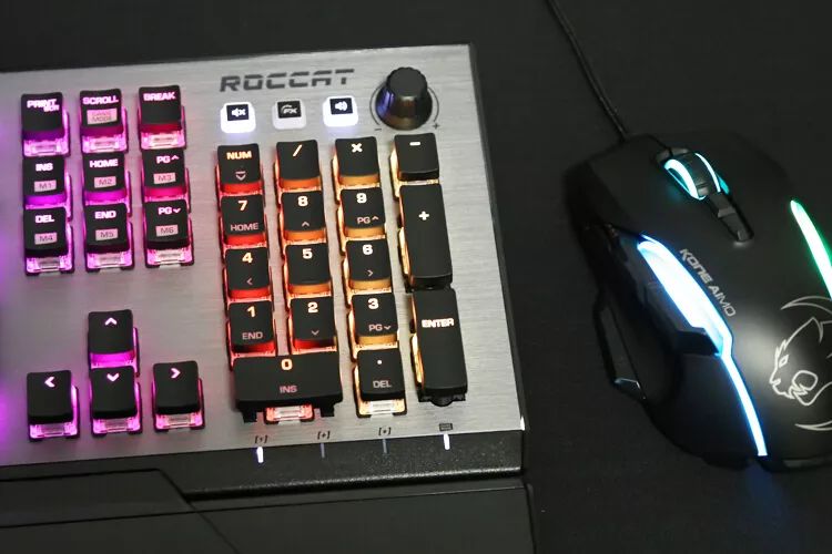 感受工匠精神——德国冰豹Vulcan120Aimo机械键盘开箱