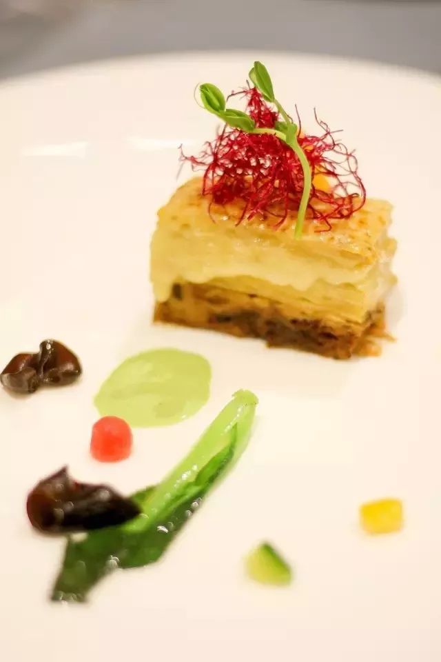 米其林黑珍珠餐厅南京,南京金鹰米其林餐厅