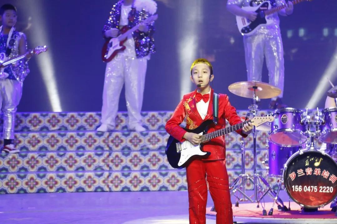 通辽足球联赛新闻,通辽足球赛直播