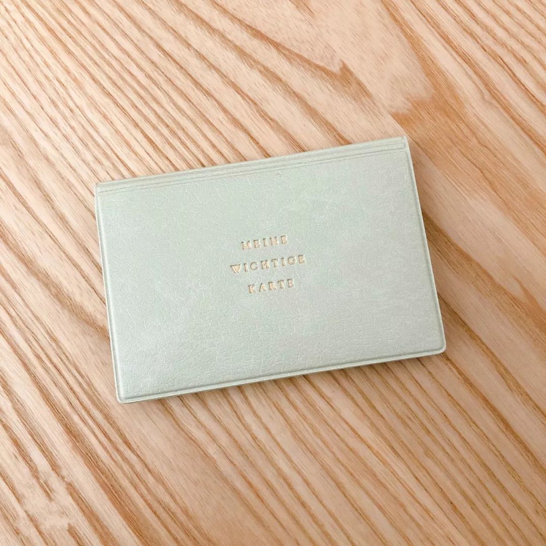 小棕瓶眼霜今年又更新了吗,最好用的眼霜小棕瓶