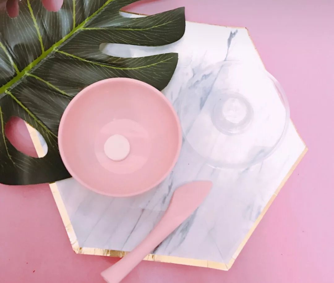 用了就想回购的补水面膜,可以当面膜湿敷的平价化妆水推荐