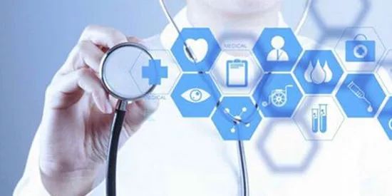 美容院有资格打玻尿酸吗 (耳朵打完玻尿酸可以打耳洞吗)