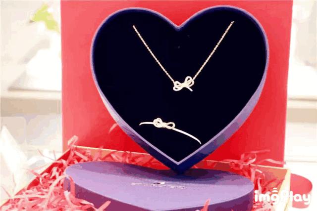 过年怎么穿才能震撼别人,过年这样穿很好看