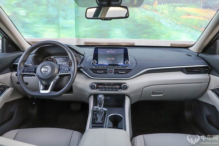 天籁2024款2.0自吸悦享版试驾,新款天籁2024款2.0自吸试驾