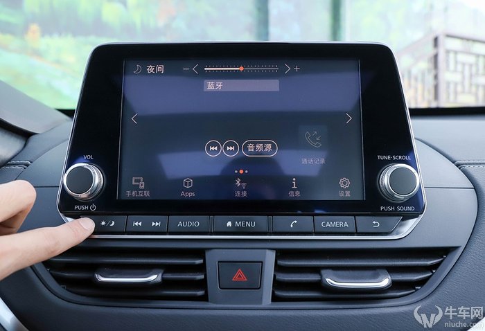 全新天籁2.0l悦享版试驾,全新天籁2.0l深度测评