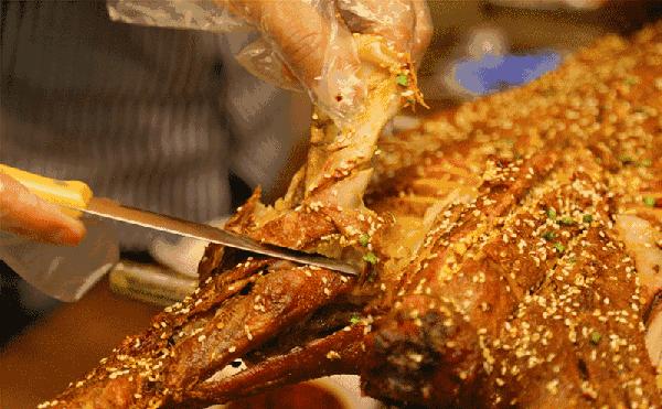 重庆免费退机票,特价机票能退吗退了会扣多少钱