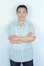 4月的黄昏原文,4月的黄昏