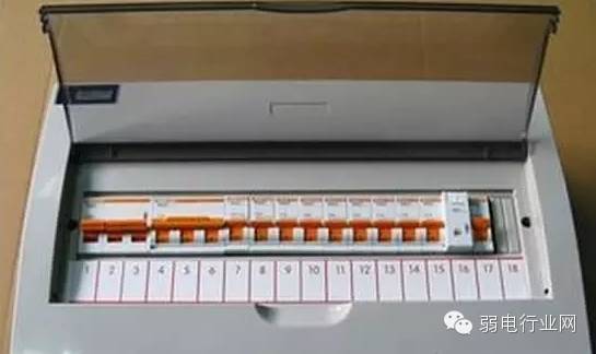 配电箱接线安装规范标准,3相5线配电箱接线图解