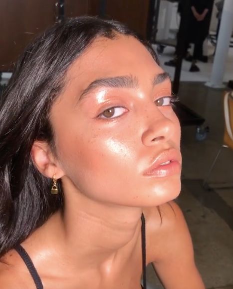 最简单的拜年妆容,甜美讨喜妆容技巧