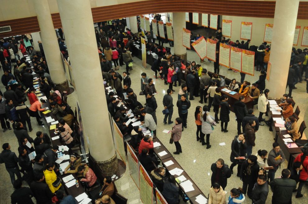 想找一份好工作吗？明天，新余市春季大型招聘会在这举行……