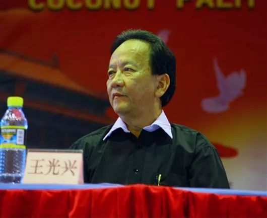 刚刚，这款年产值40亿的国宴品牌，竟栽在了“美女”上……